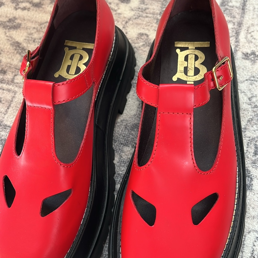 Burberry Aldwych Chunky Lug Sole Mary Jane Platform Loafer Cherry Red Size 40 - Picture 8 of 16